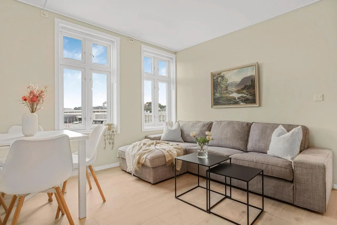 Contemporary City-Apartement With Views Of The Dock! 베르겐
